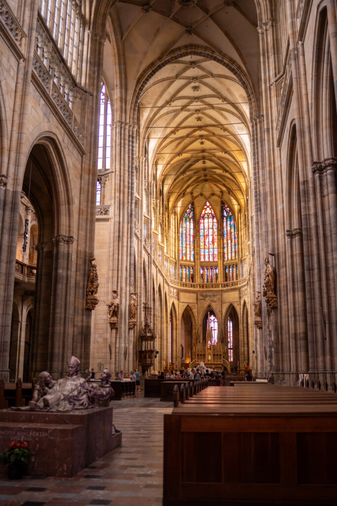 Interiér katedrály sv. Víta