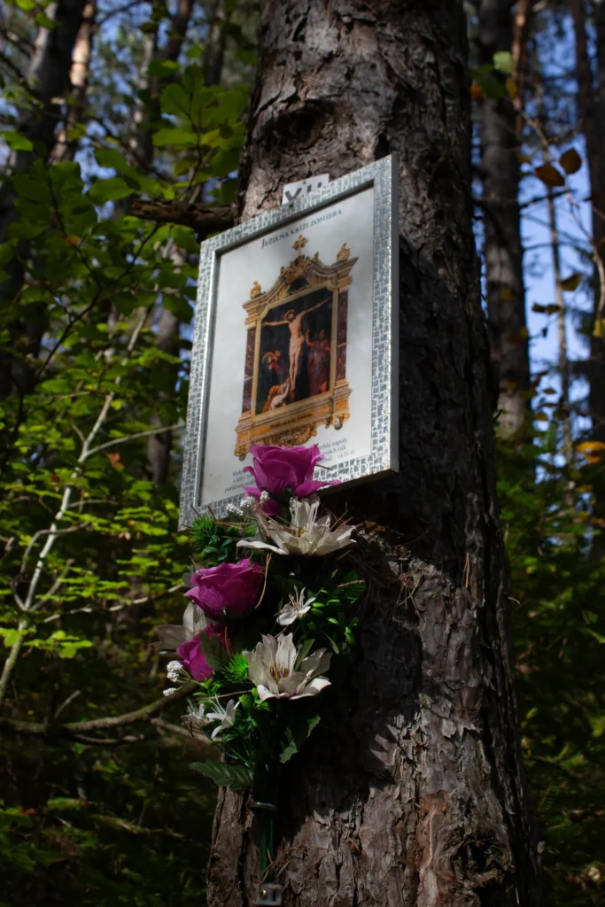 Krížová cesta v Lietavskej Svinnej