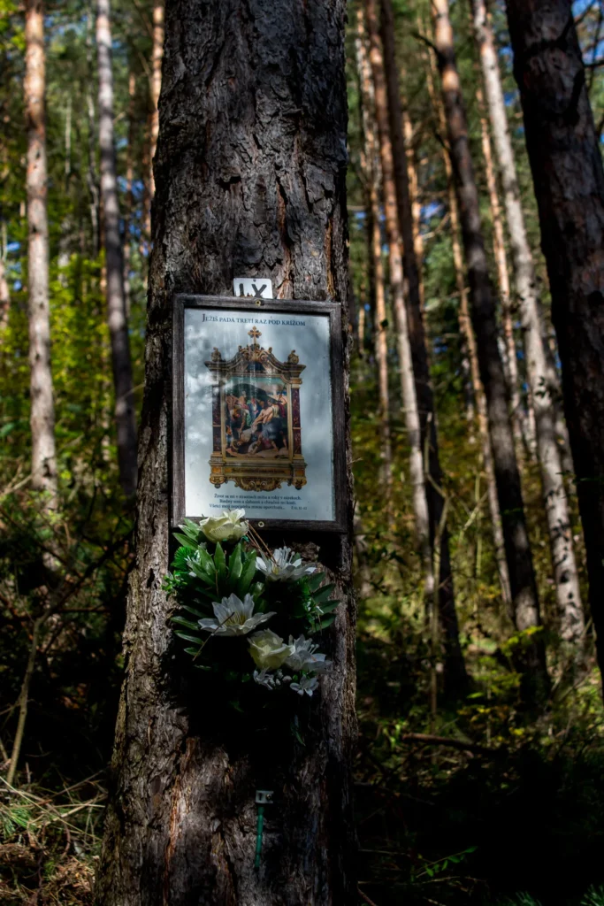 Krížová cesta v Lietavskej Svinnej