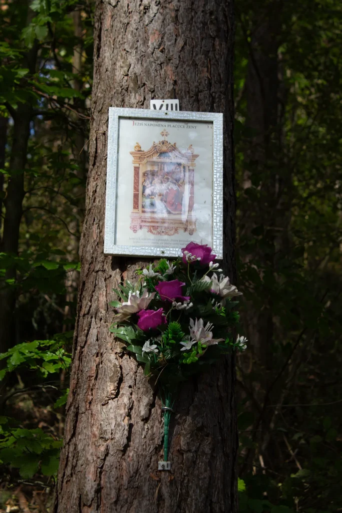 Krížová cesta v Lietavskej Svinnej