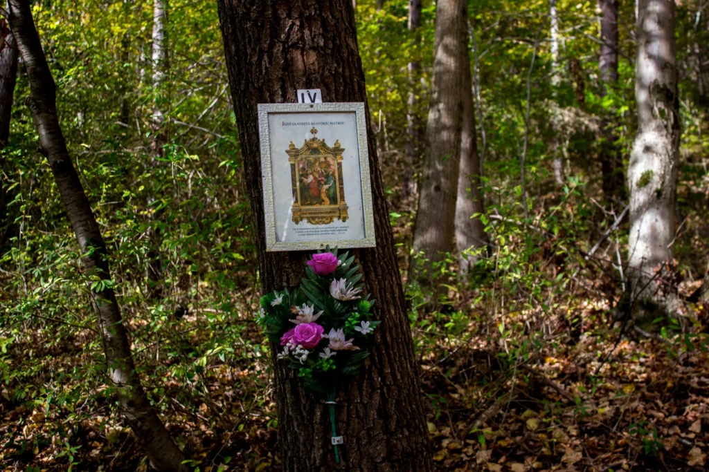 Krížová cesta v Lietavskej Svinnej