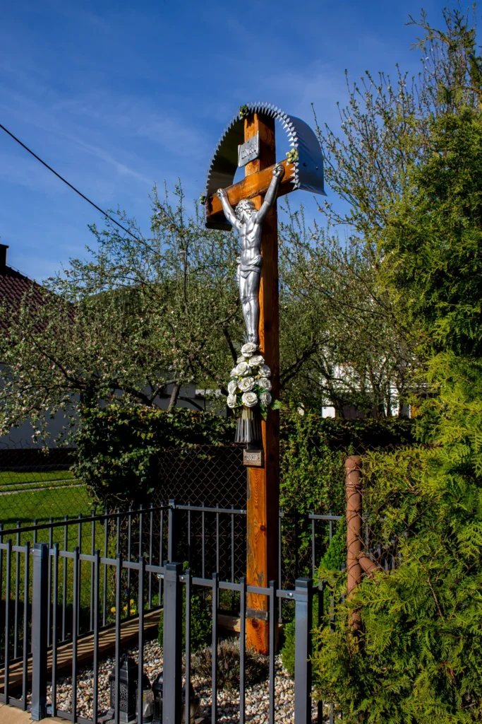 Kríž v Kňazovej Lehote