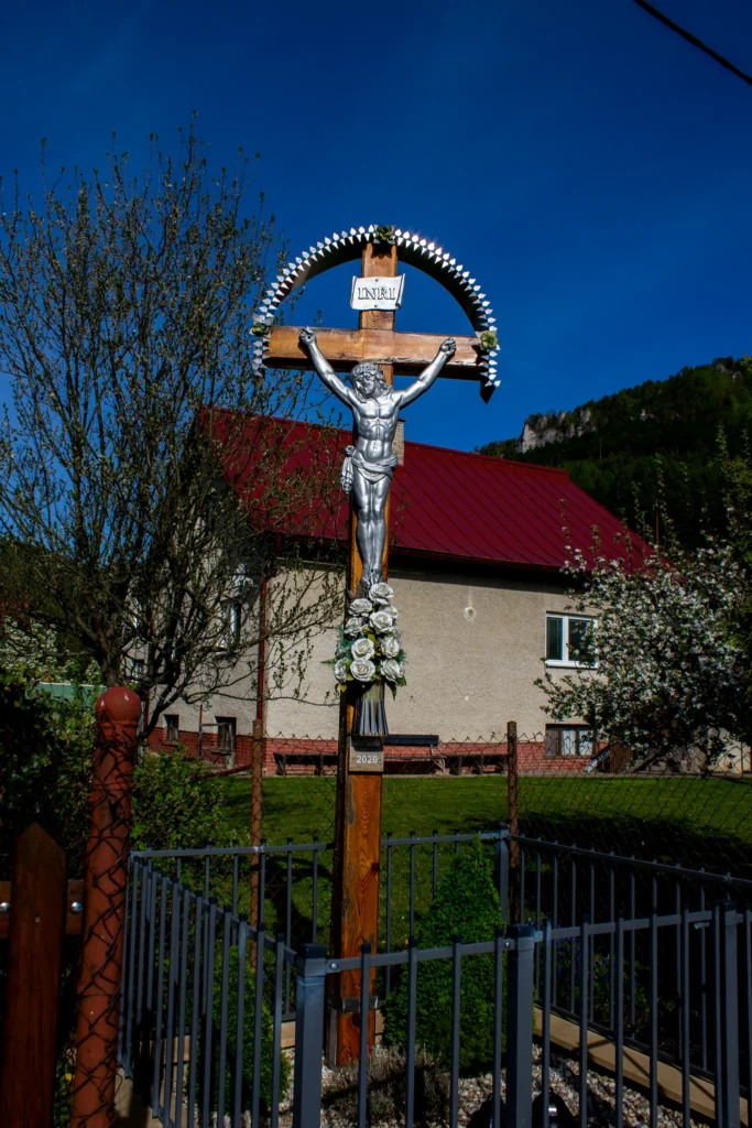 Kríž v Kňazovej Lehote