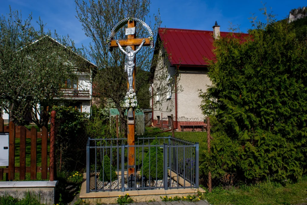 Kríž v Kňazovej Lehote