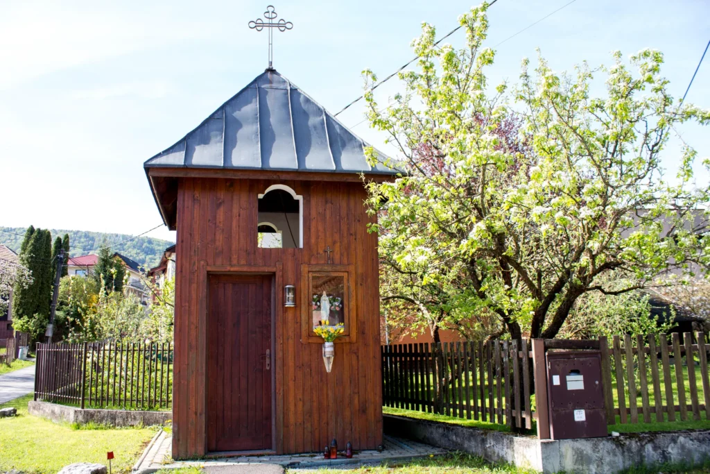 Drevená zvonica v Kňazovej Lehote
