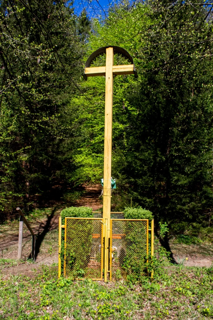 Kríž Lejšové v Kňazovej Lehote