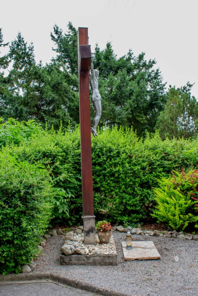 Kríž pri katolíckom cintoríne v Bytčici