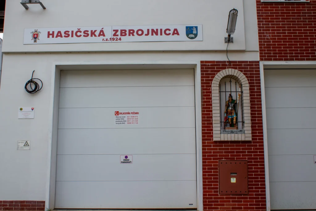 Soška sv. Floriána v Lietavskej Svinnej