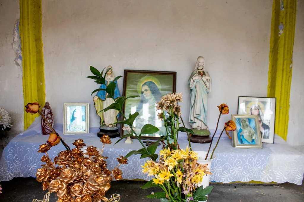 Zvonica a kaplnka Panny Márie pred Kultúrnym domom v Lietavskej Svinnej