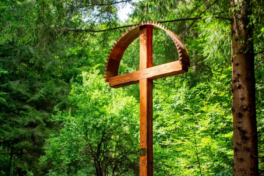 Kríž v Patúchu na križovatke Babkov-Studnička-Patúch