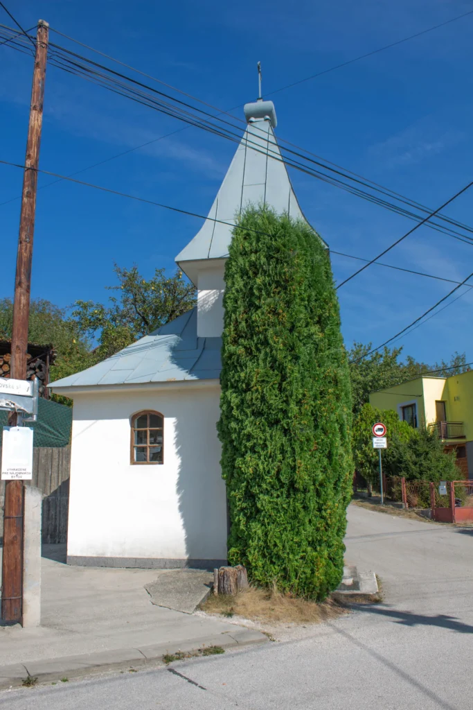 Kaplnka Nanebovzatia Panny Márie Lietavskej Závadke